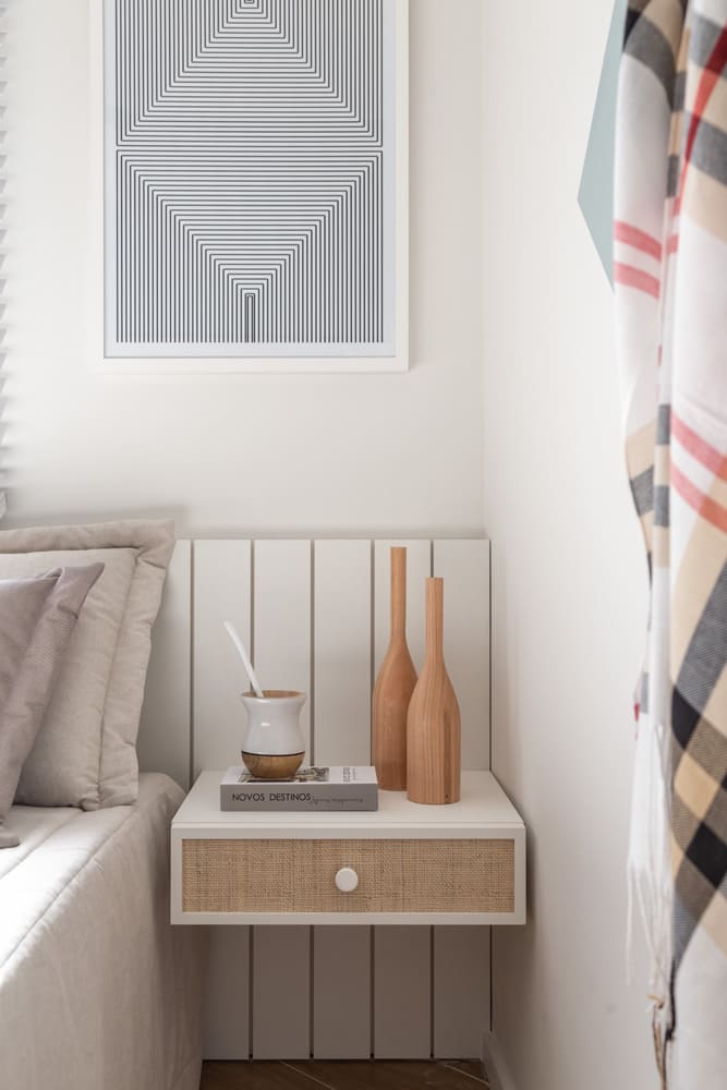 canto do quarto com comoda